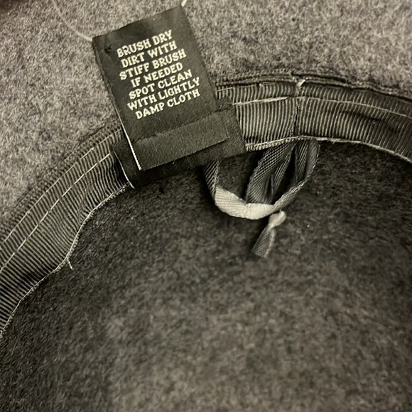 PHENIX Fedora Round Crown 100% Wool - Wide Brim -Grey -Boho Chic Hat - OS - Picture 7 of 9